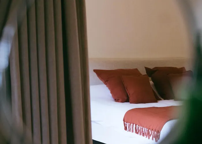 Louis Henry Bed and breakfast